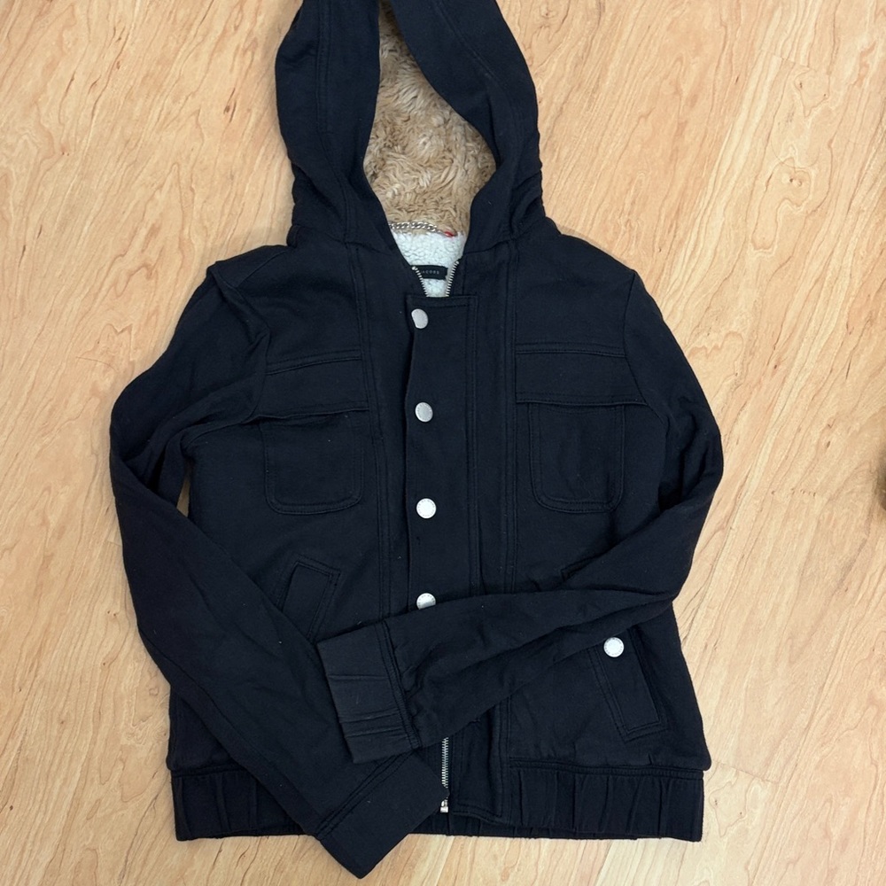 Marc by Marc Jacobs Sherpa hood